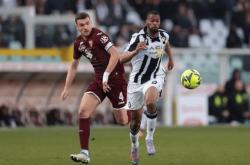 开云体育-关于帕尔马中卫表现抢眼，助球队逆转战胜对手的信息