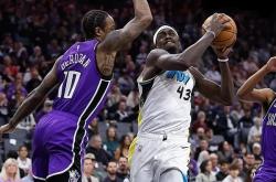 开云体育官网-步行者大胜魔术，豪取四连胜