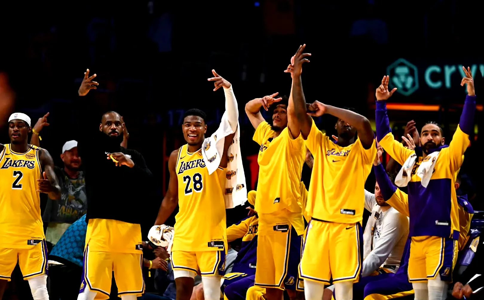 NBA新赛季开幕在即，勇士面对湖人首战