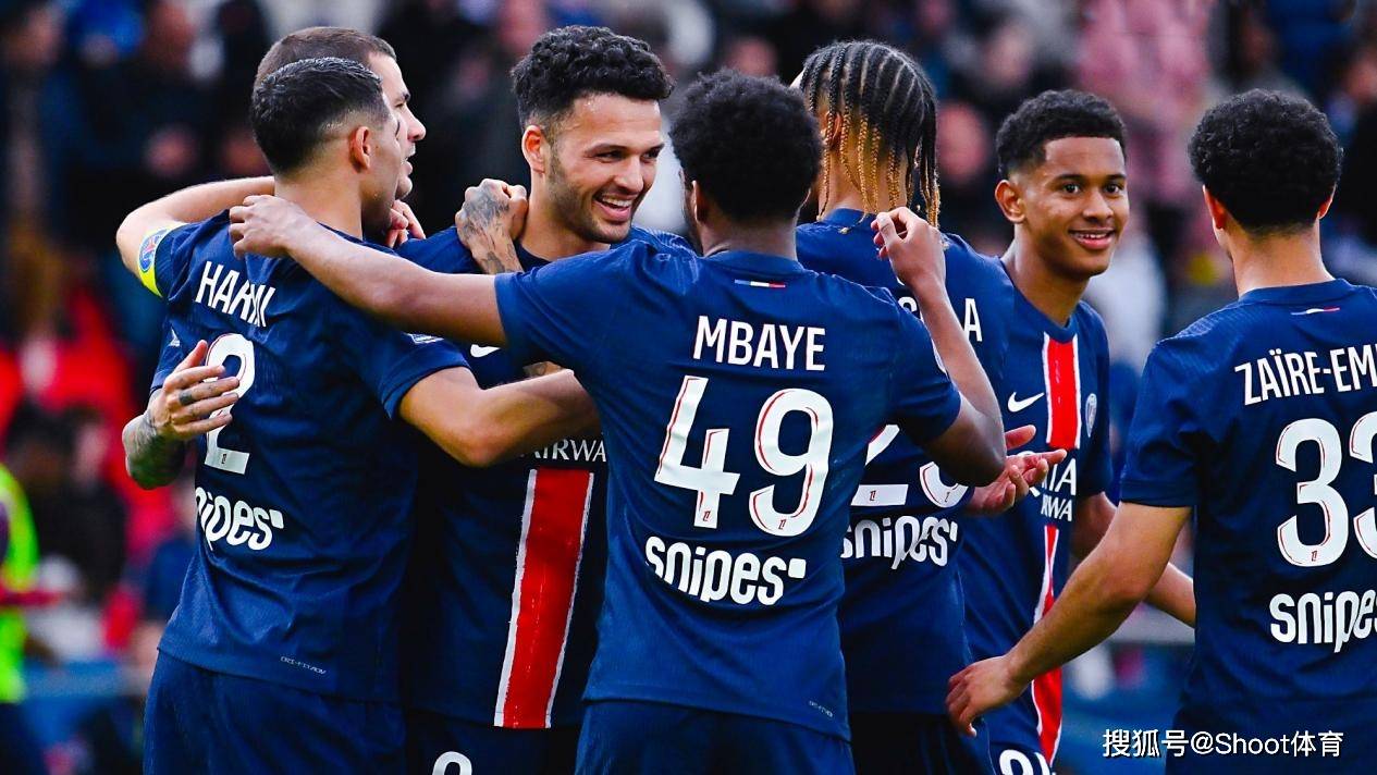 包含巴黎圣日耳曼客场压制对手，实力不容小觑的词条