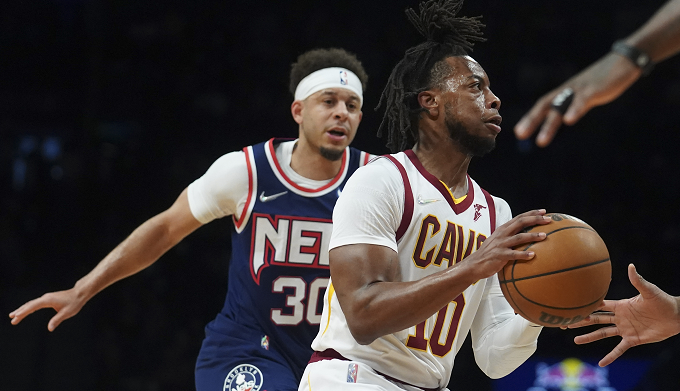 超级品味特击败骑士，四连胜的简单介绍