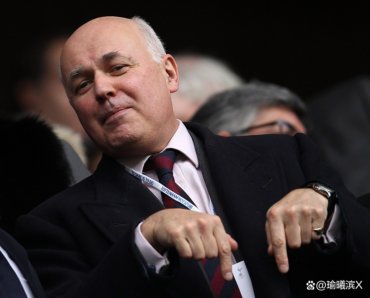 马刺主帅突然宣布离职,球队陷入危机 马刺主帅突然宣布离职,球队陷入危机