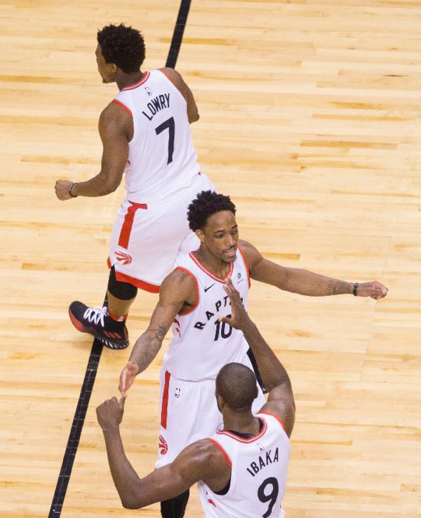 鹈鹕击败凯尔特人，取得连胜