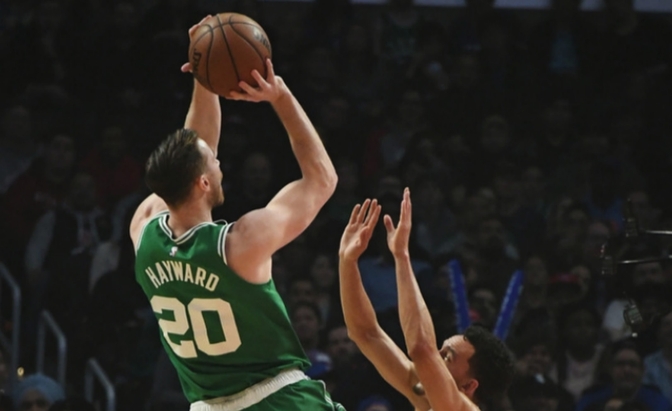 凯尔特人大胜开拓者，海沃德独揽37分